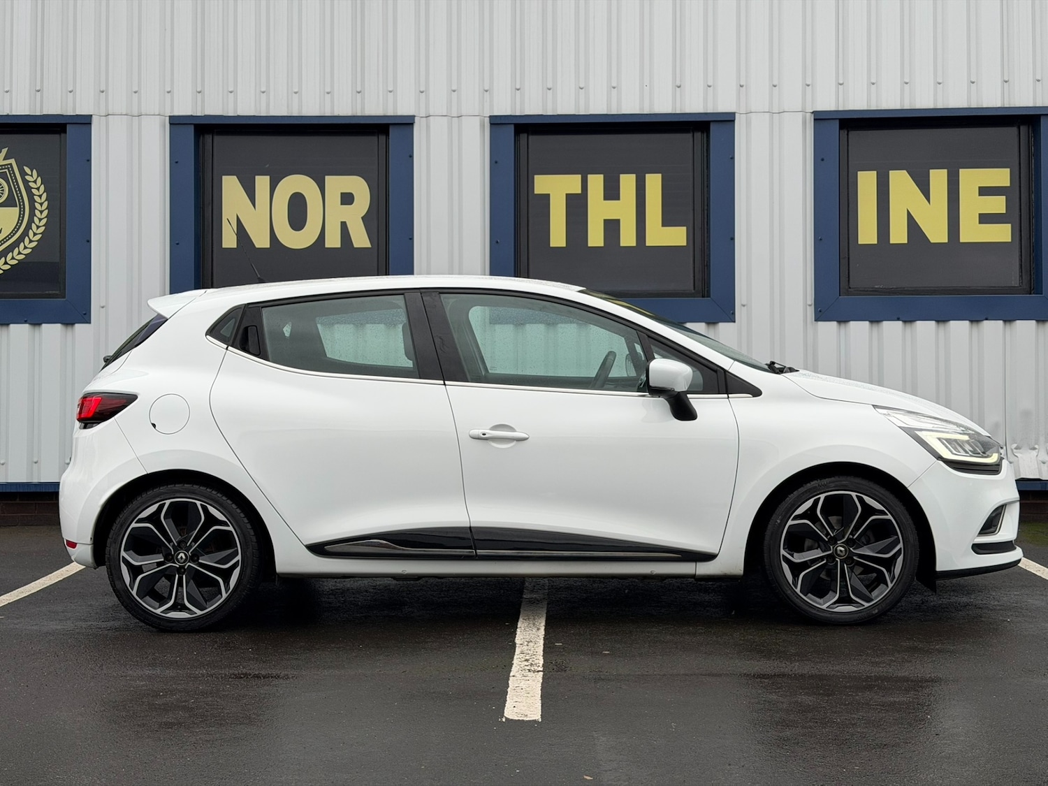 Used Renault Clio 2016 for sale - 76919247: Photo 15