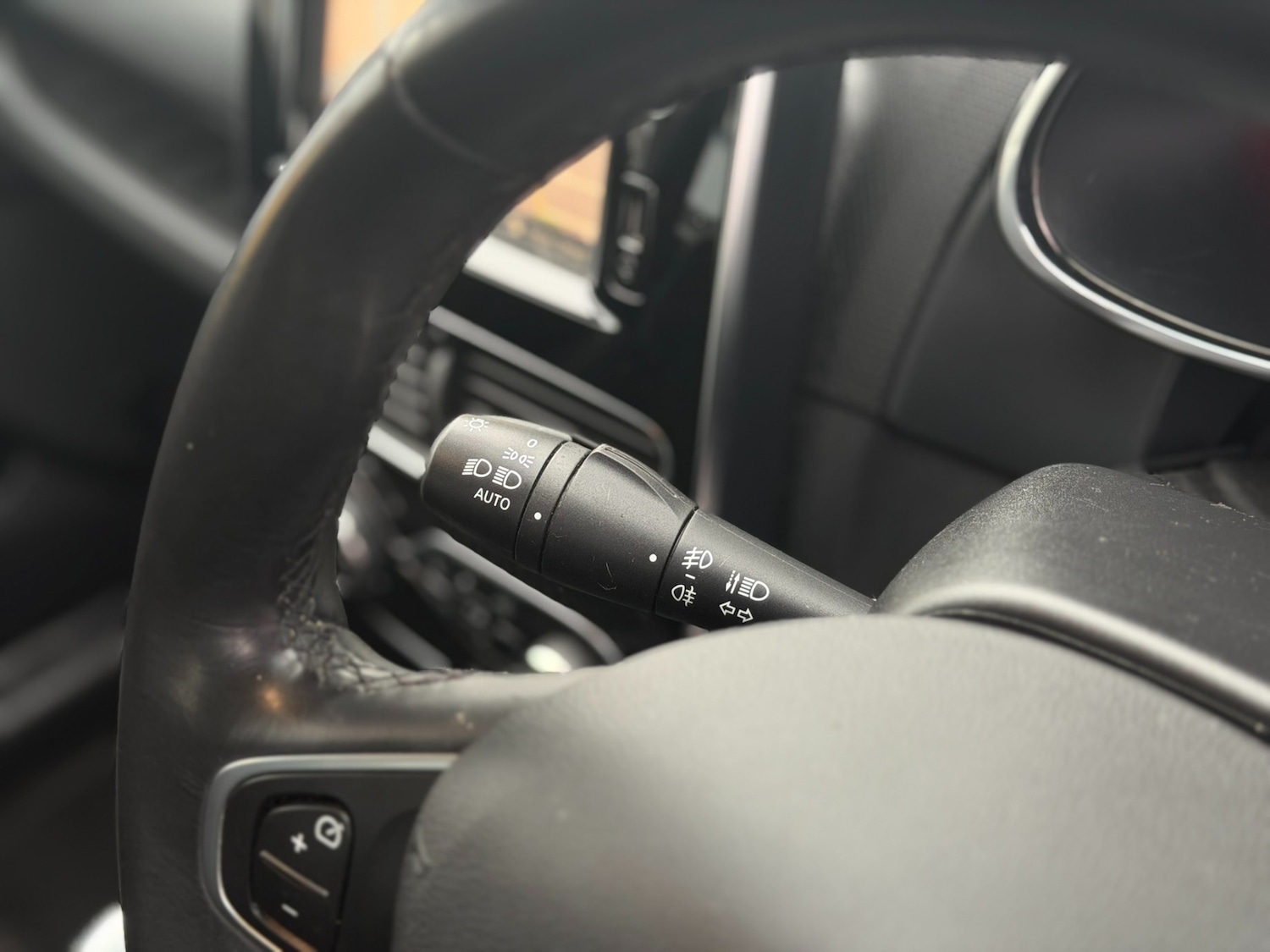 Used Renault Clio 2016 for sale - 76919247: Photo 37