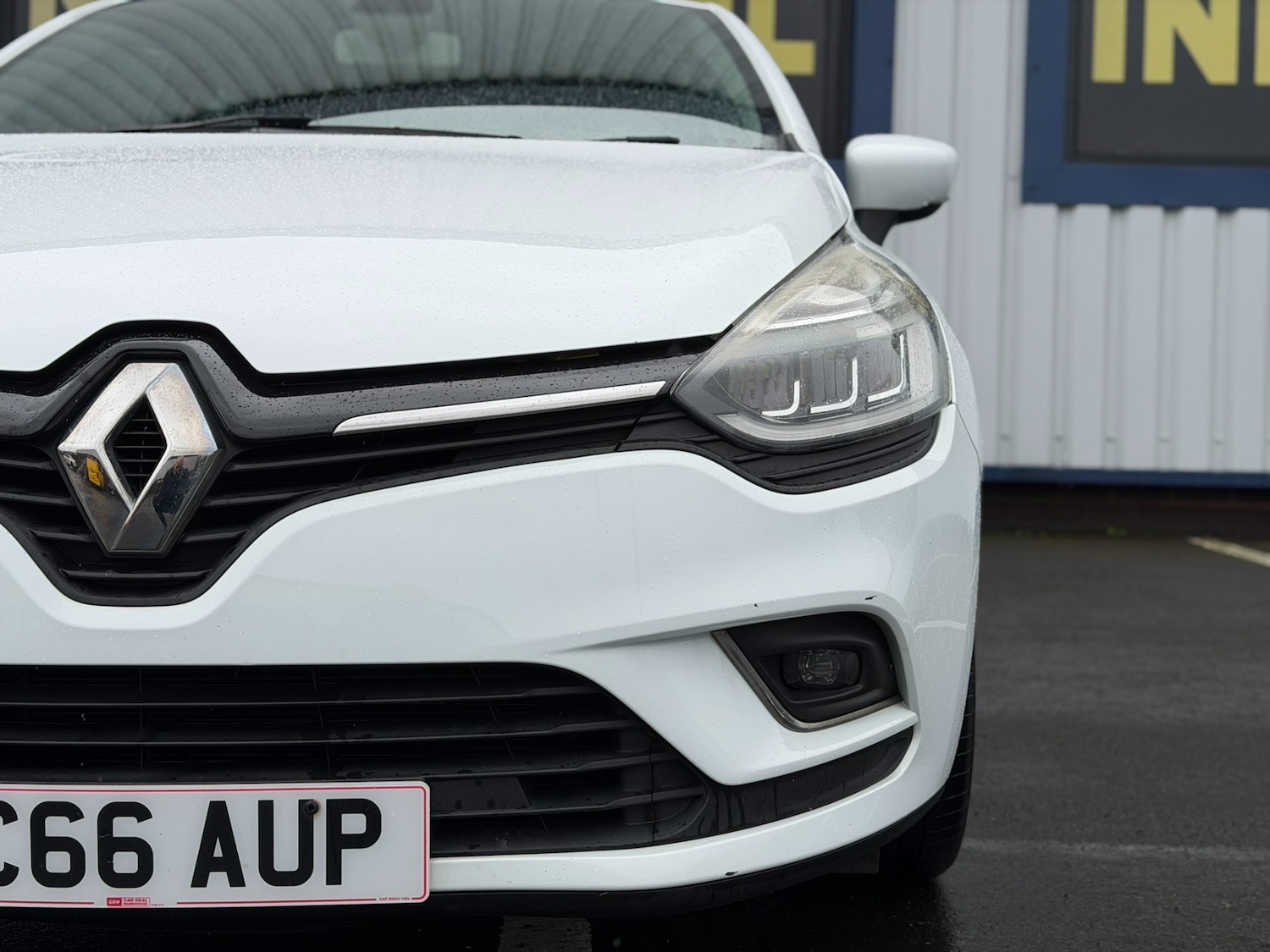 Used Renault Clio 2016 for sale - 76919247: Photo 4