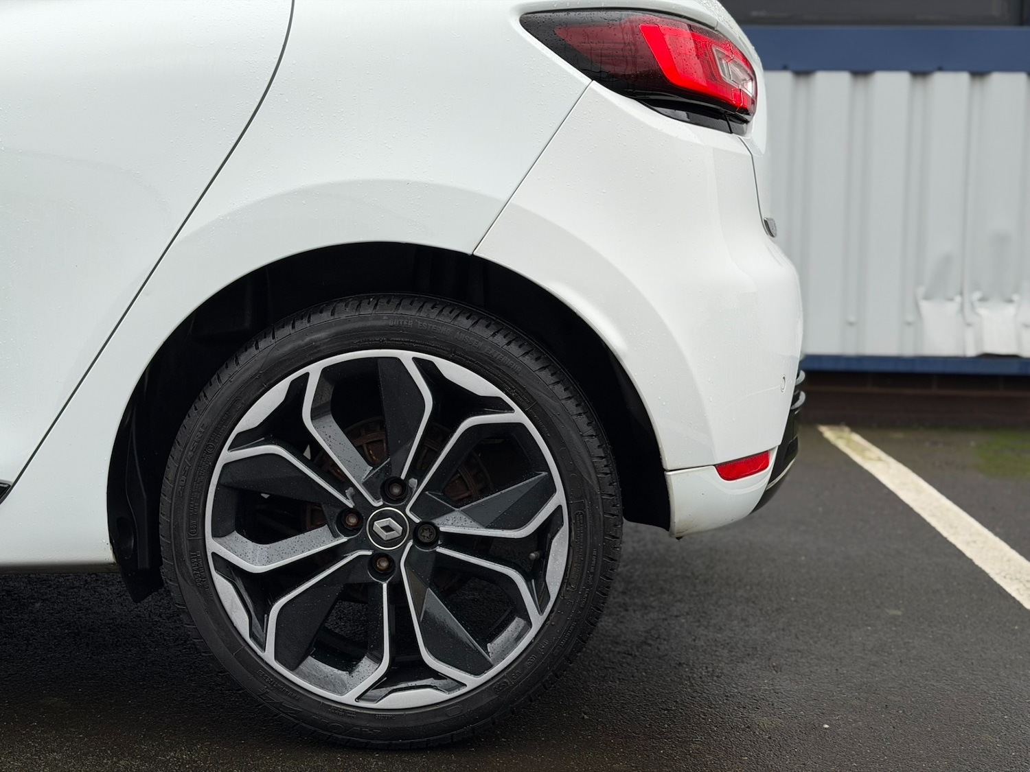 Used Renault Clio 2016 for sale - 76919247: Photo 8