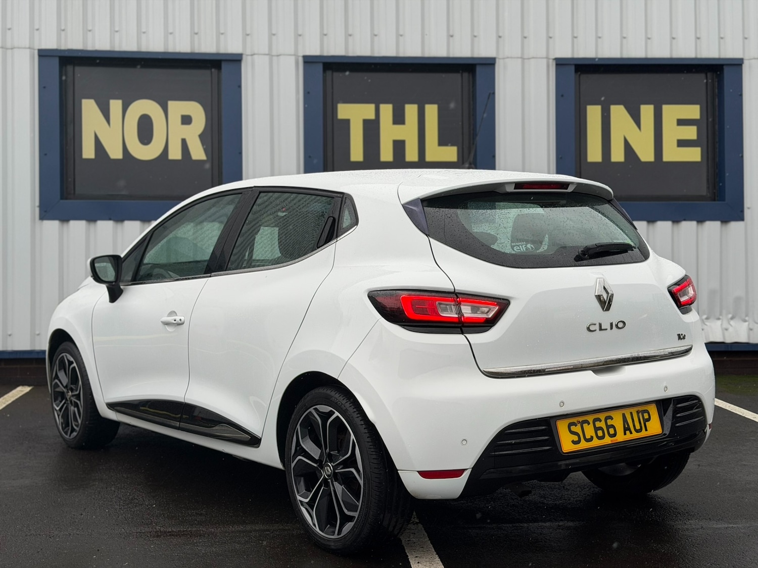 Used Renault Clio 2016 for sale - 76919247: Photo 9