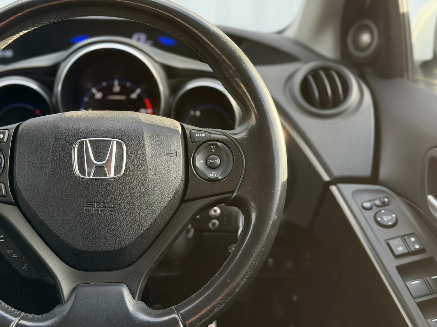 Used Honda Civic 2012 for sale - 76919061: Photo 30