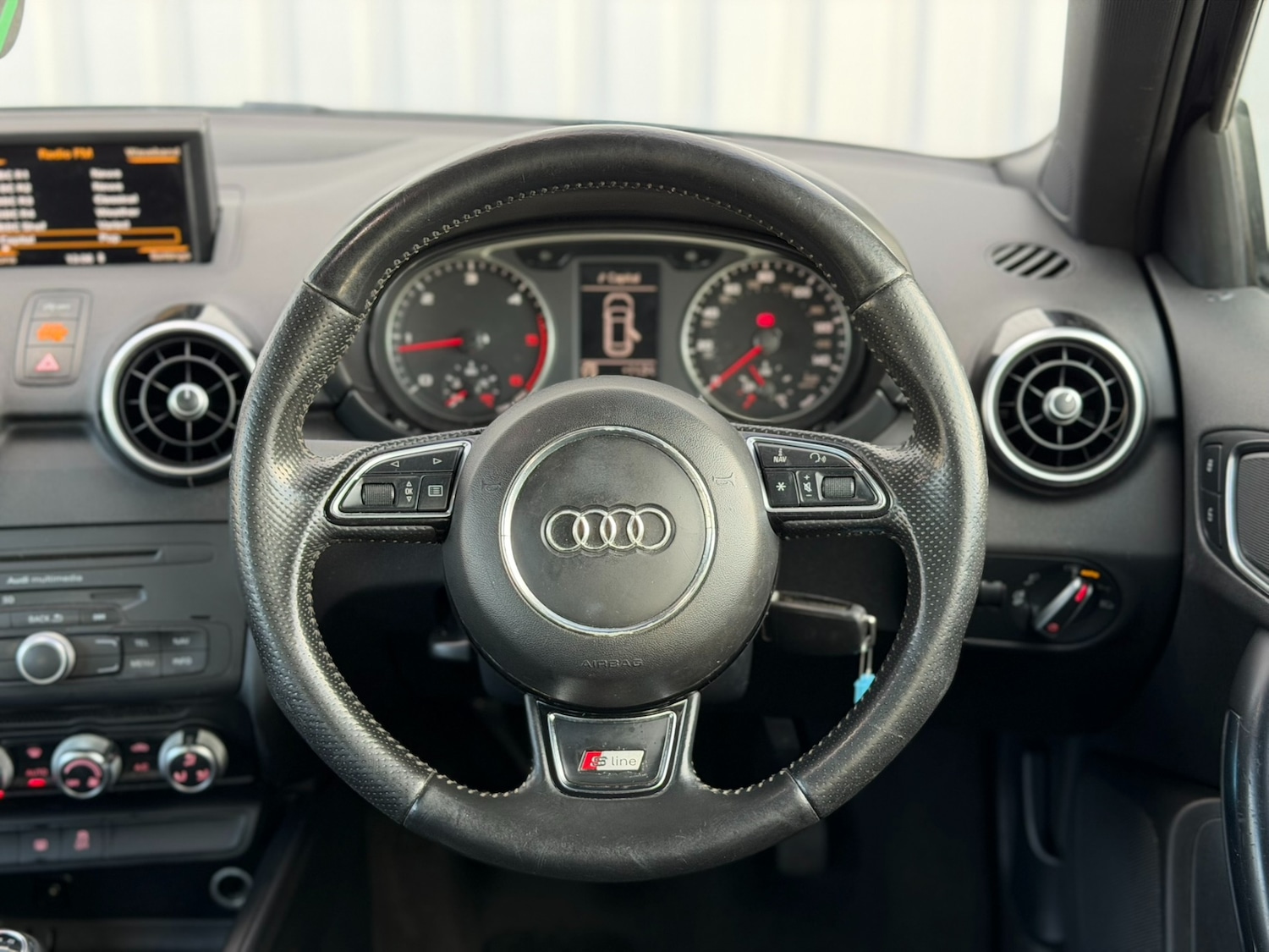 Used Audi A1 2014 for sale - 76919034: Photo 28