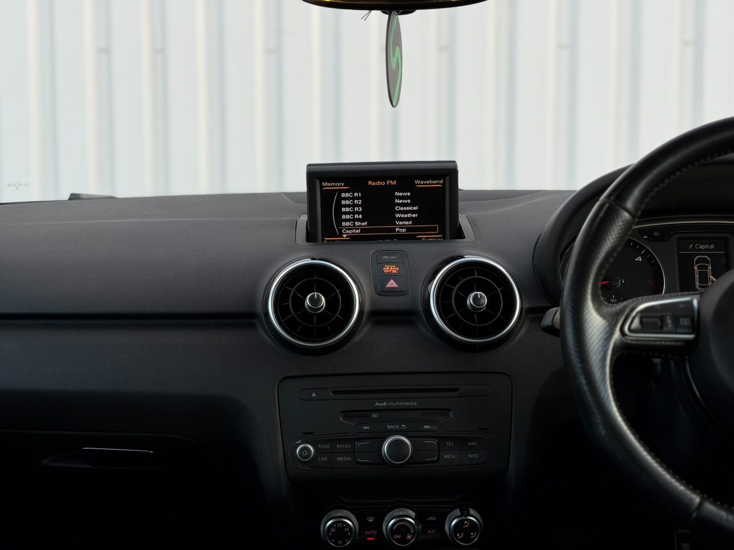 Used Audi A1 2014 for sale - 76919034: Photo 32