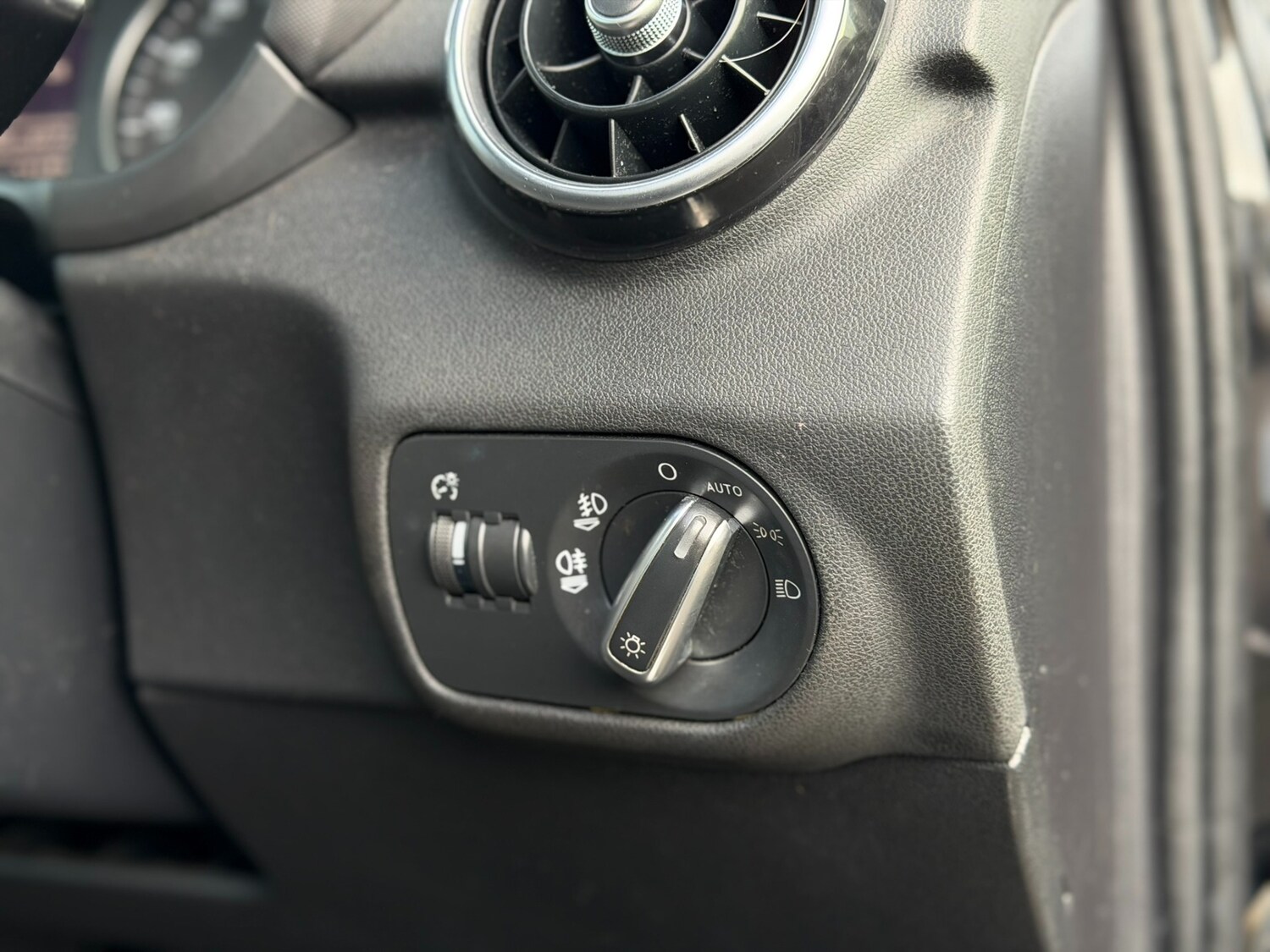 Used Audi A1 2014 for sale - 76919034: Photo 36