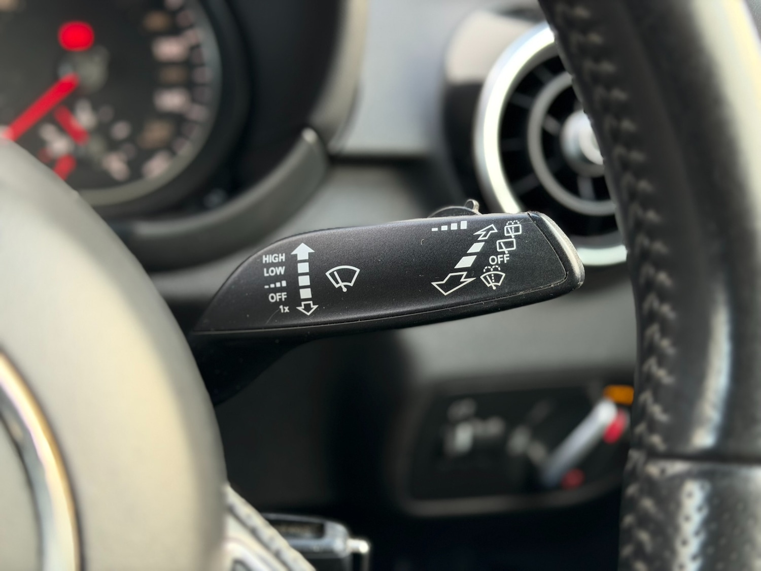 Used Audi A1 2014 for sale - 76919034: Photo 39