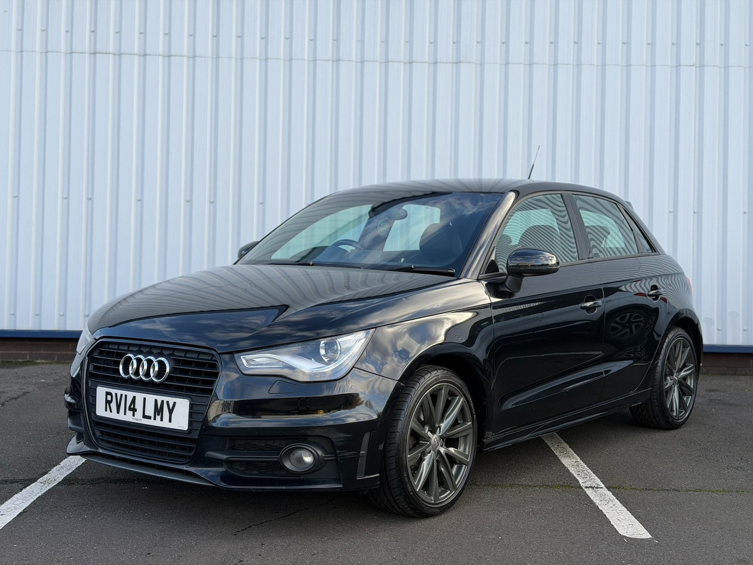 Used Audi A1 2014 for sale - 76919034: Photo 5