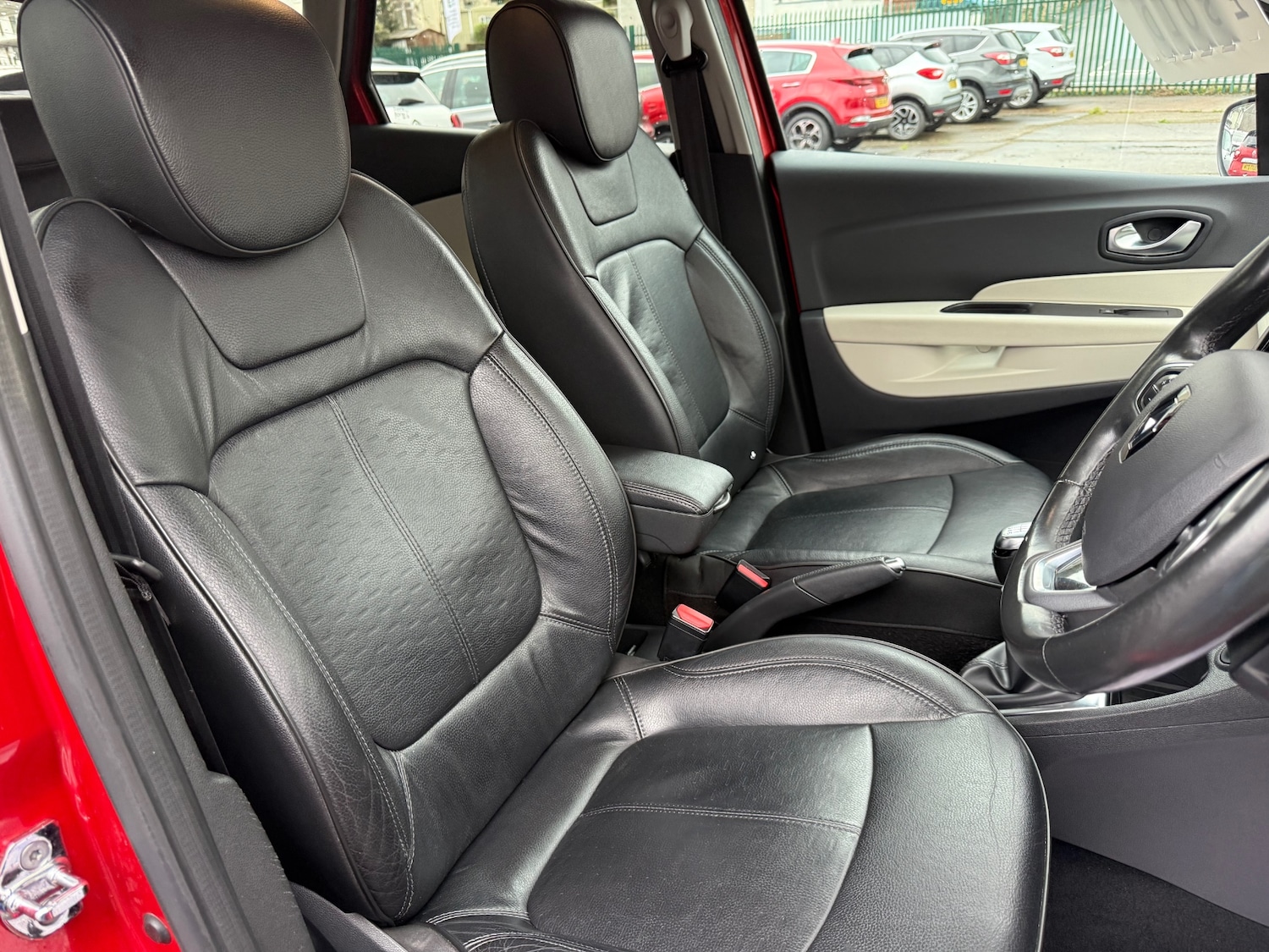 Used Renault Captur 2016 for sale - 77329594: Photo 7