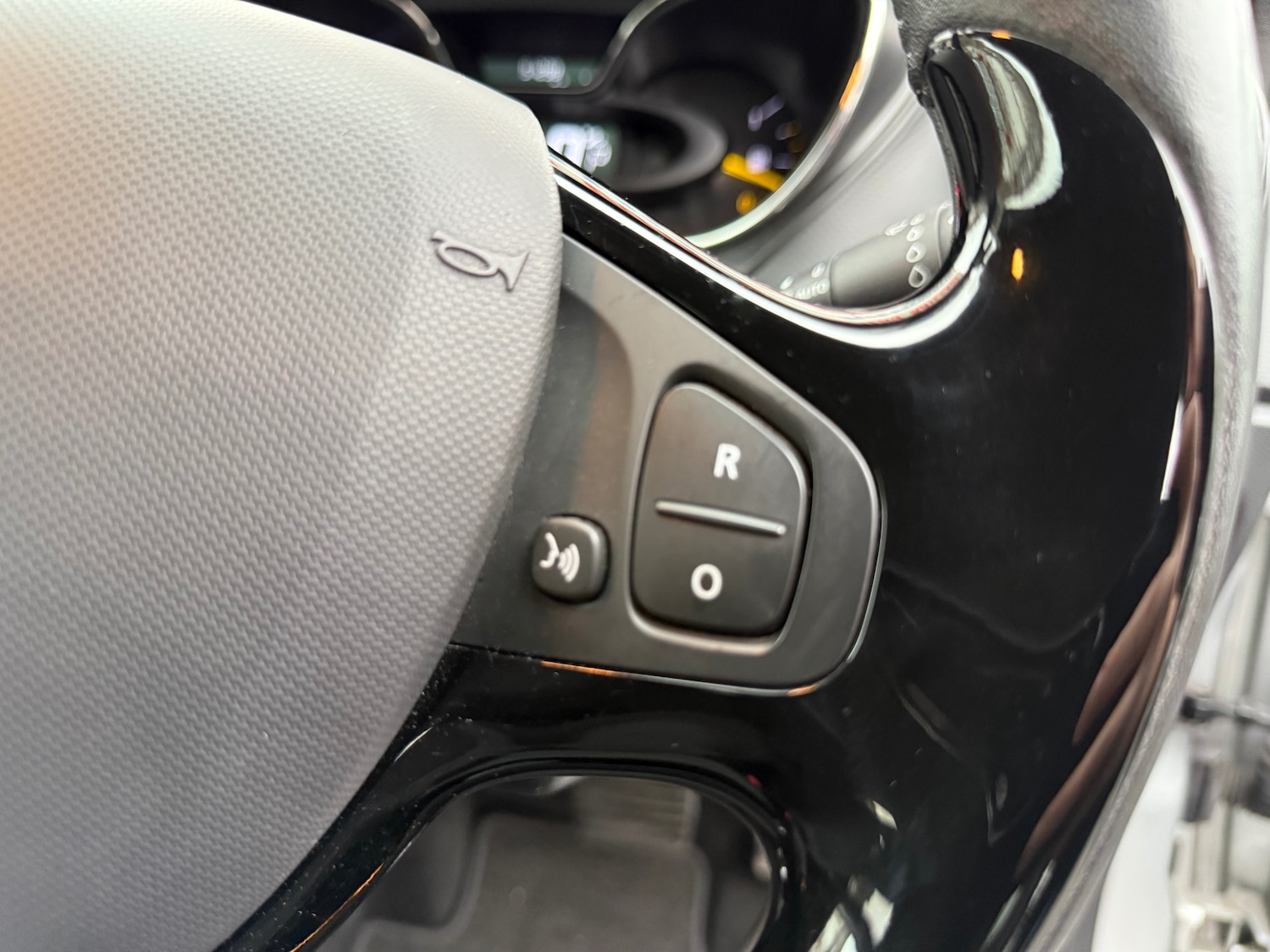 Used Renault Captur 2016 for sale - 76877323: Photo 12