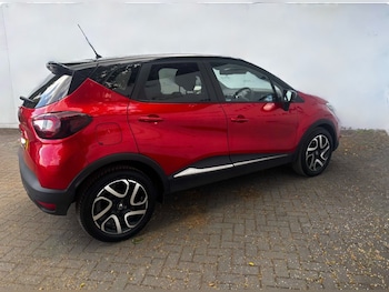 Used Renault Captur 2018 for sale - 78683520: Photo