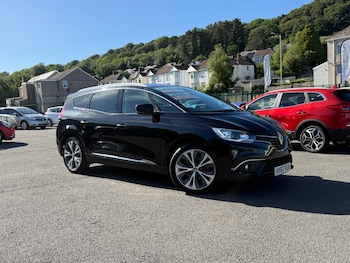 Used Renault Grand Scenic 2017 for sale - 78750939: Photo
