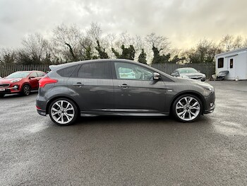 Used Ford Focus 2017 for sale - 77695319: Photo