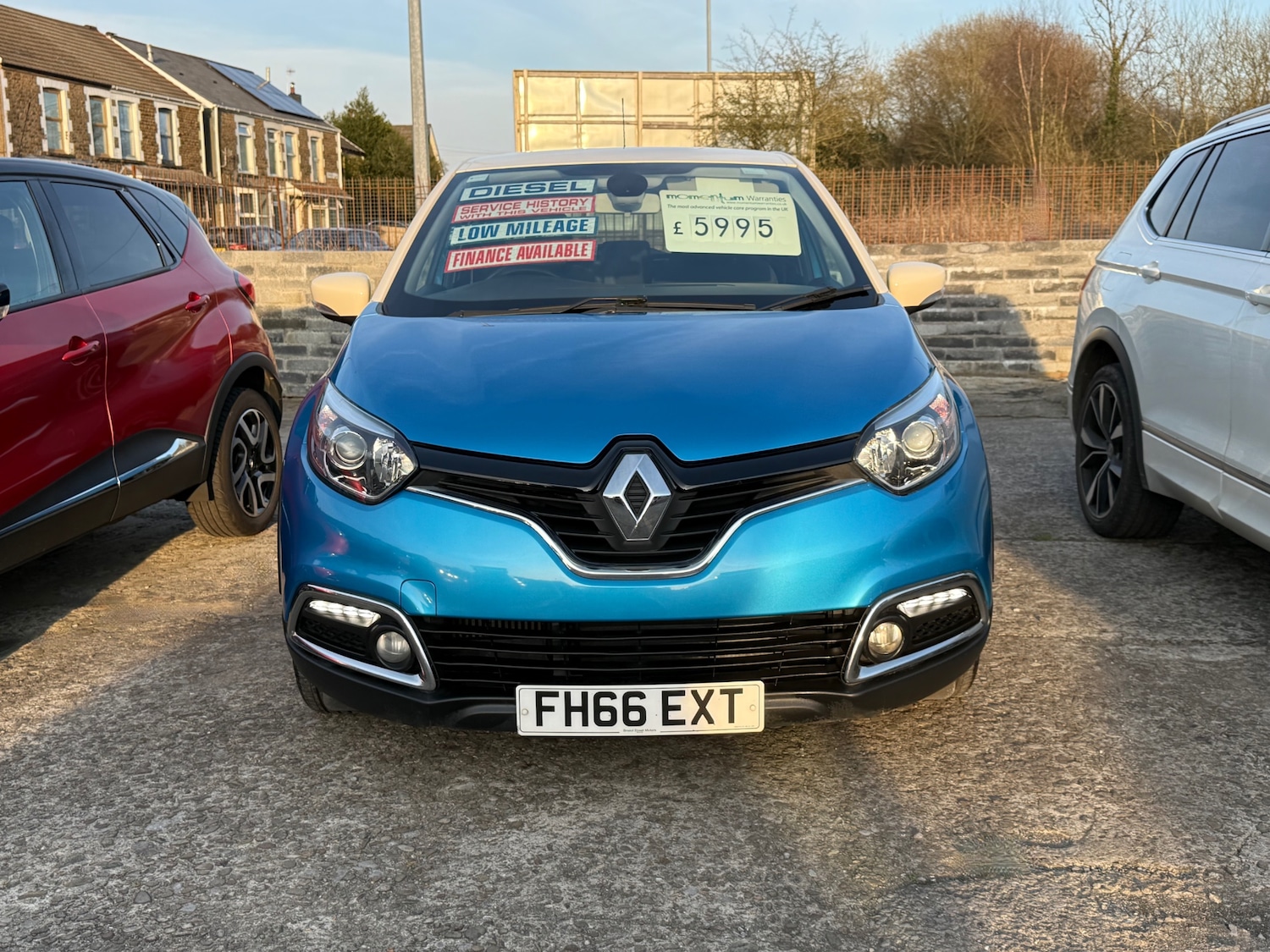 Used Renault Captur 2016 for sale - 77977290: Photo 2