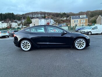 Used Tesla Model 3 2021 for sale - 77653340: Photo