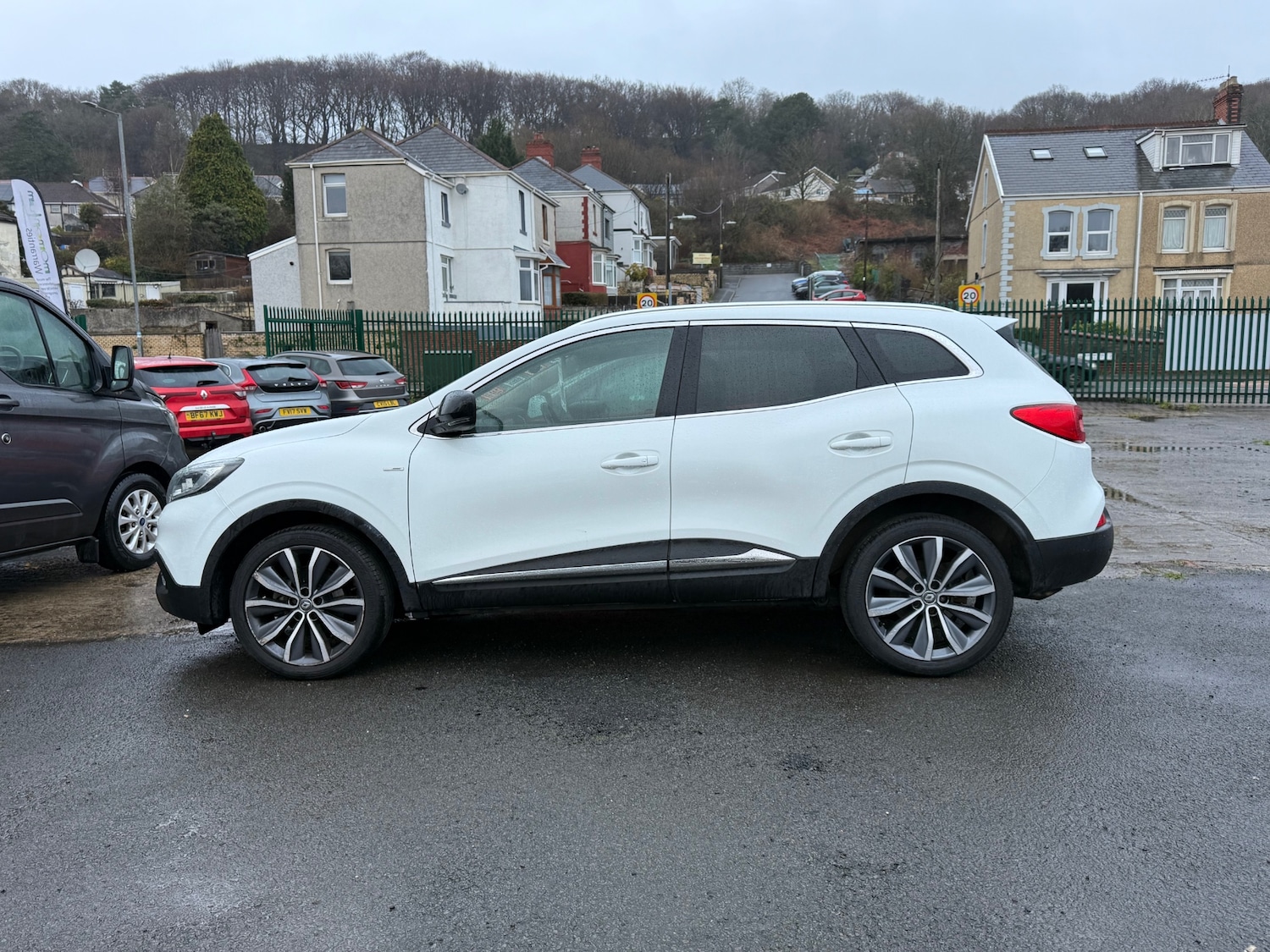 Used Renault Kadjar 2017 for sale - 77385551: Photo 2