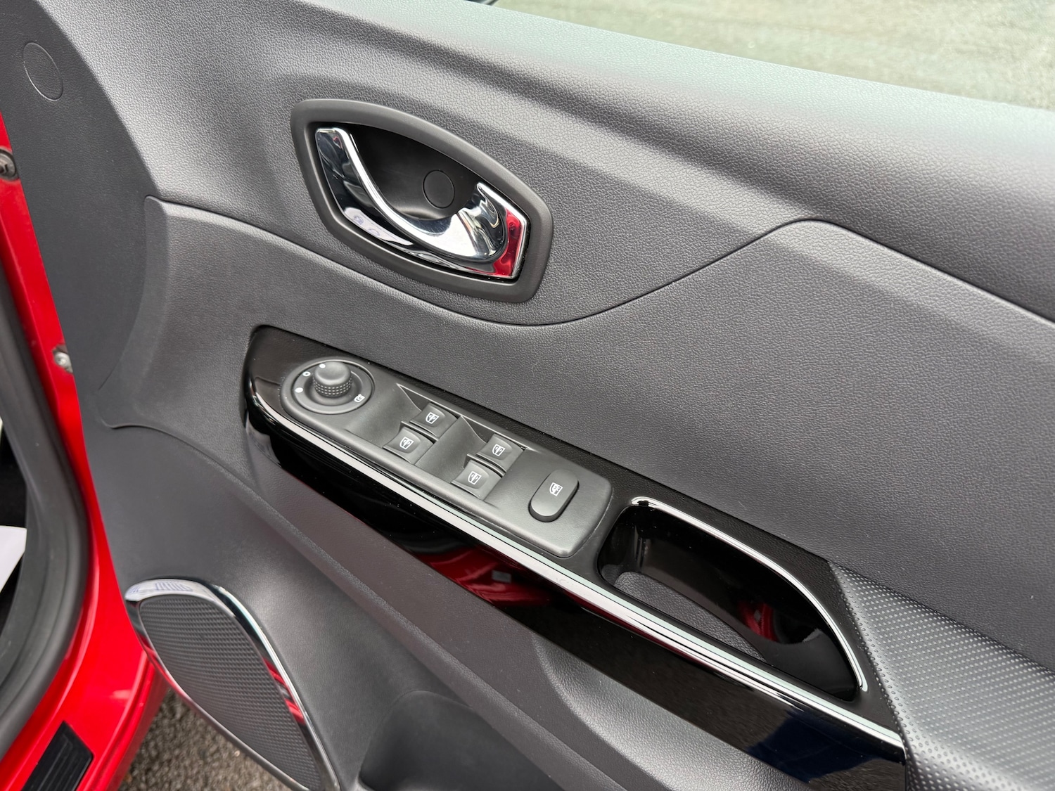 Used Renault Captur 2017 for sale - 76864298: Photo 16