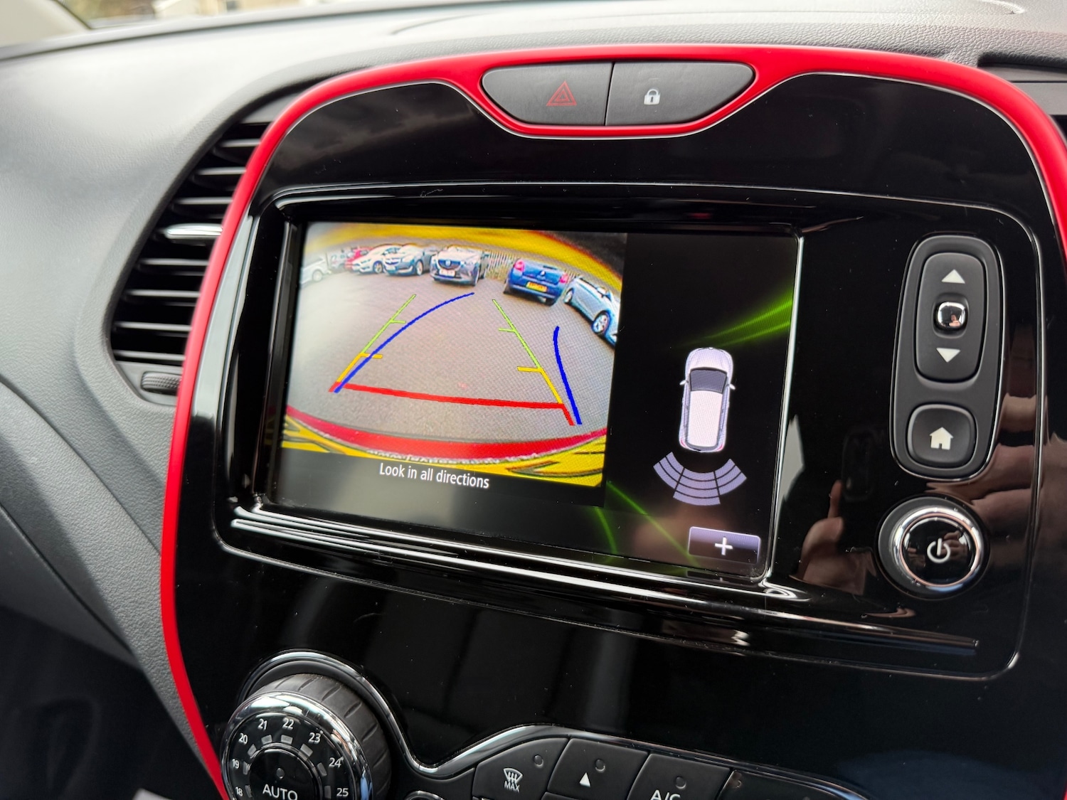 Used Renault Captur 2017 for sale - 76864298: Photo 8