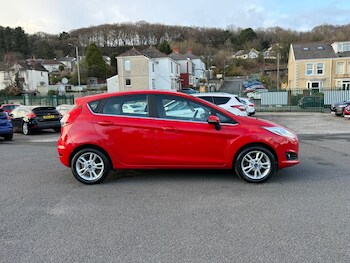 Used Ford Fiesta 2015 for sale - 77881264: Photo