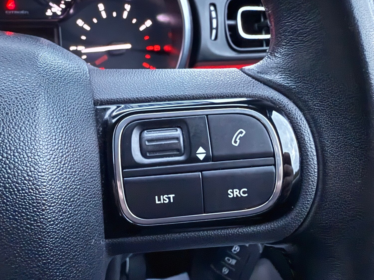 Used Citroen C3 2017 for sale - 76309538: Photo 11