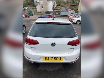 Used Volkswagen Golf 2017 for sale - 78135244: Photo