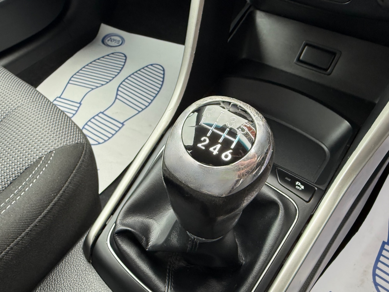 Used Hyundai i30 2015 for sale - 76165237: Photo 12