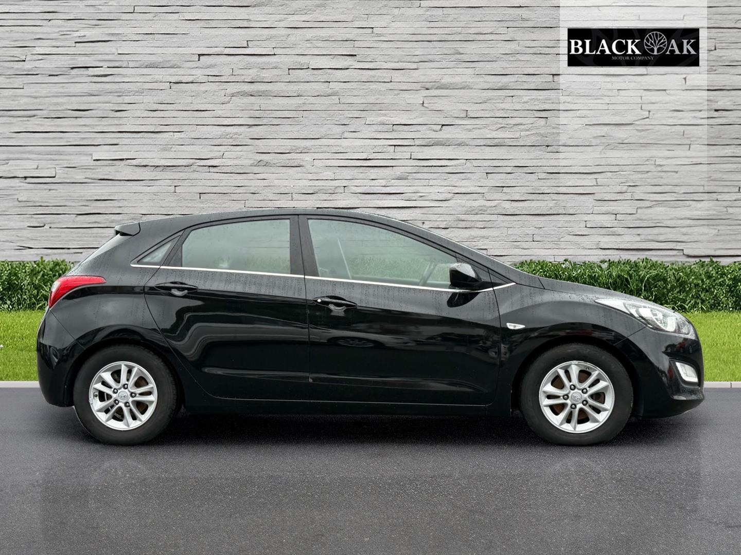 Used Hyundai i30 2015 for sale - 76165237: Photo 3