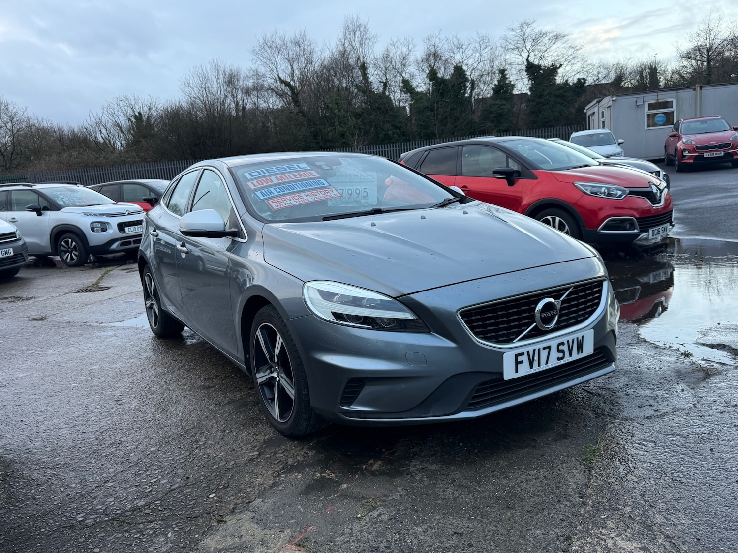 Used Volvo V40 2017 for sale - 77336299: Photo 1