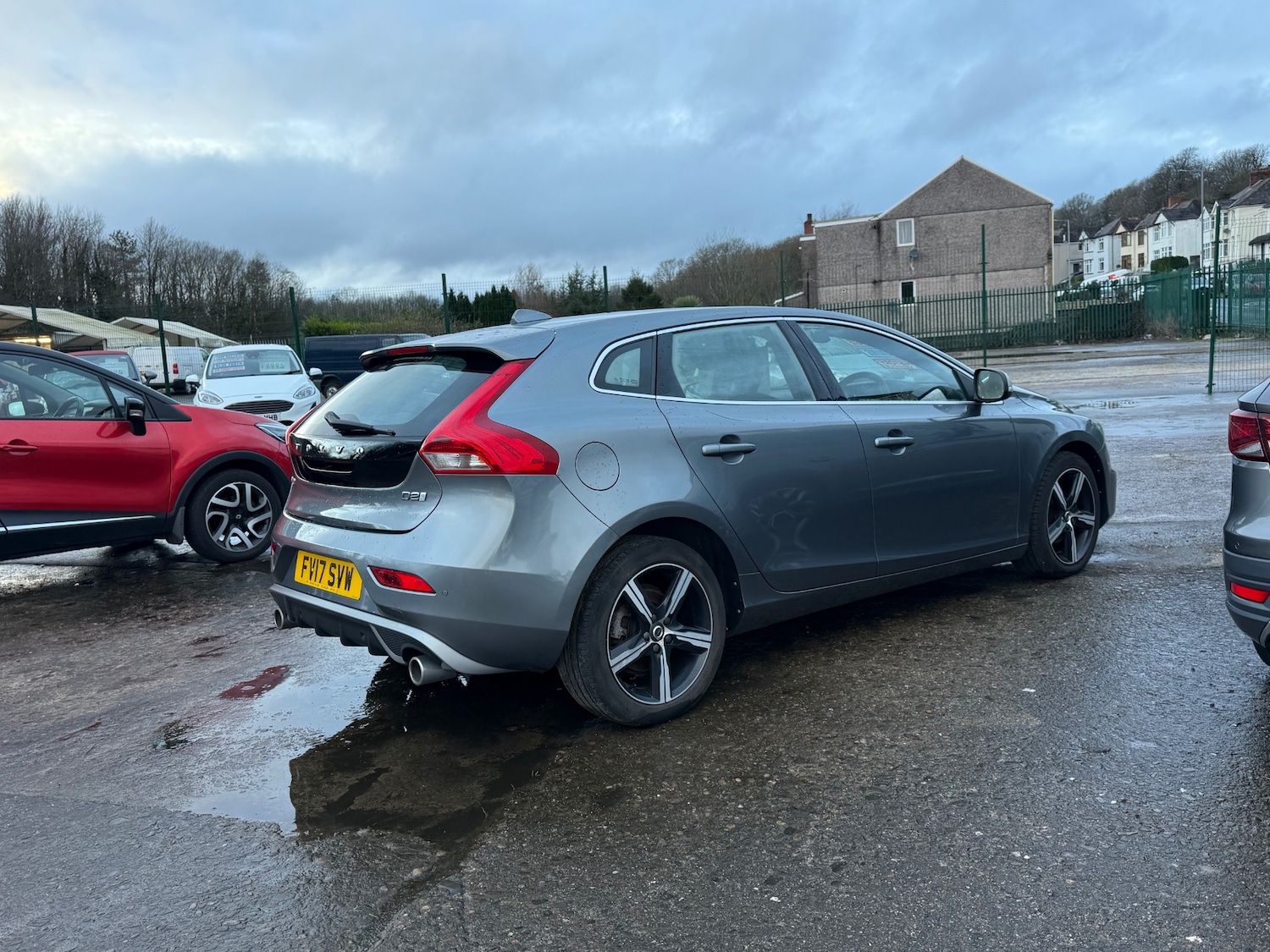 Used Volvo V40 2017 for sale - 77336299: Photo 4
