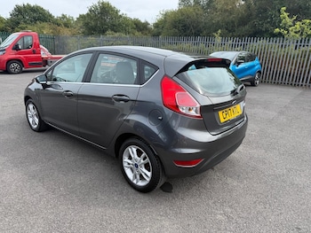 Used Ford Fiesta 2017 for sale - 79469619: Photo
