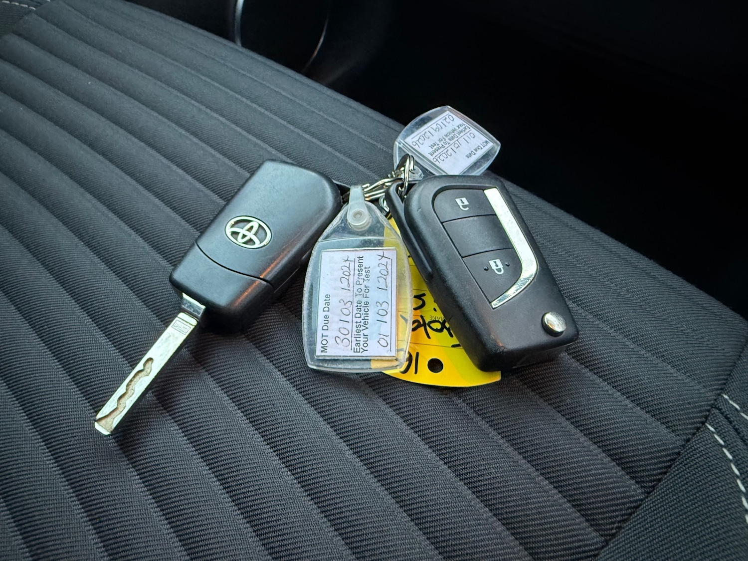 Used Toyota Yaris 2016 for sale - 76963788: Photo 15