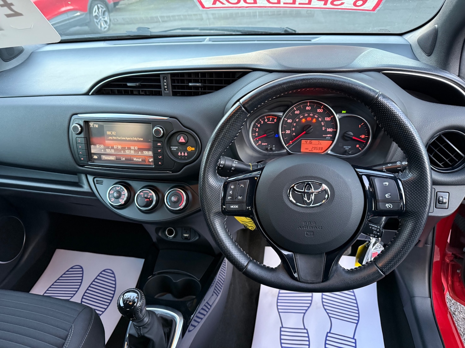 Used Toyota Yaris 2016 for sale - 76963788: Photo 6