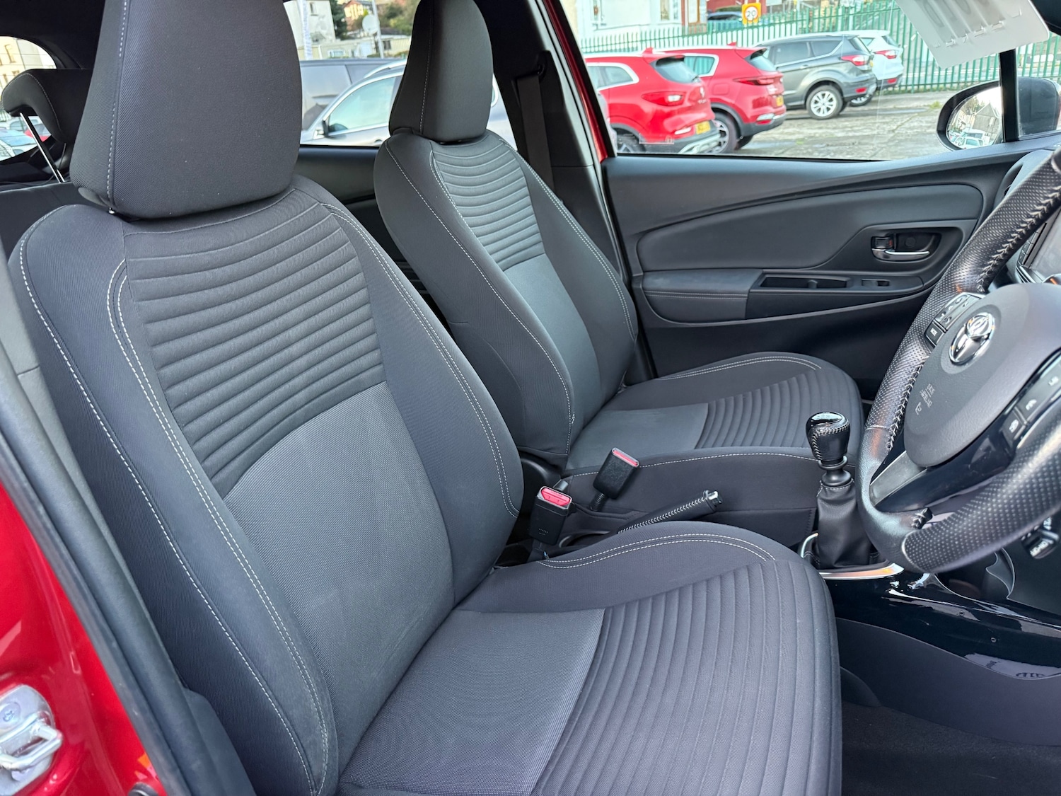 Used Toyota Yaris 2016 for sale - 76963788: Photo 7