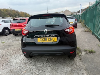 Used Renault Captur 2018 for sale - 76445962: Photo