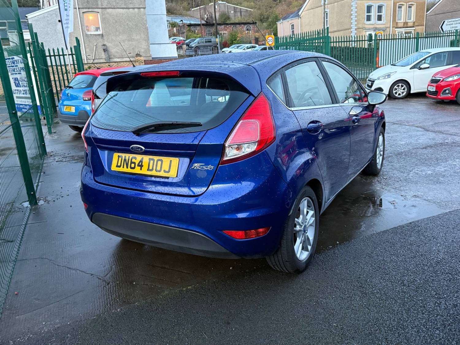 Used Ford Fiesta 2014 for sale - 76436218: Photo 4