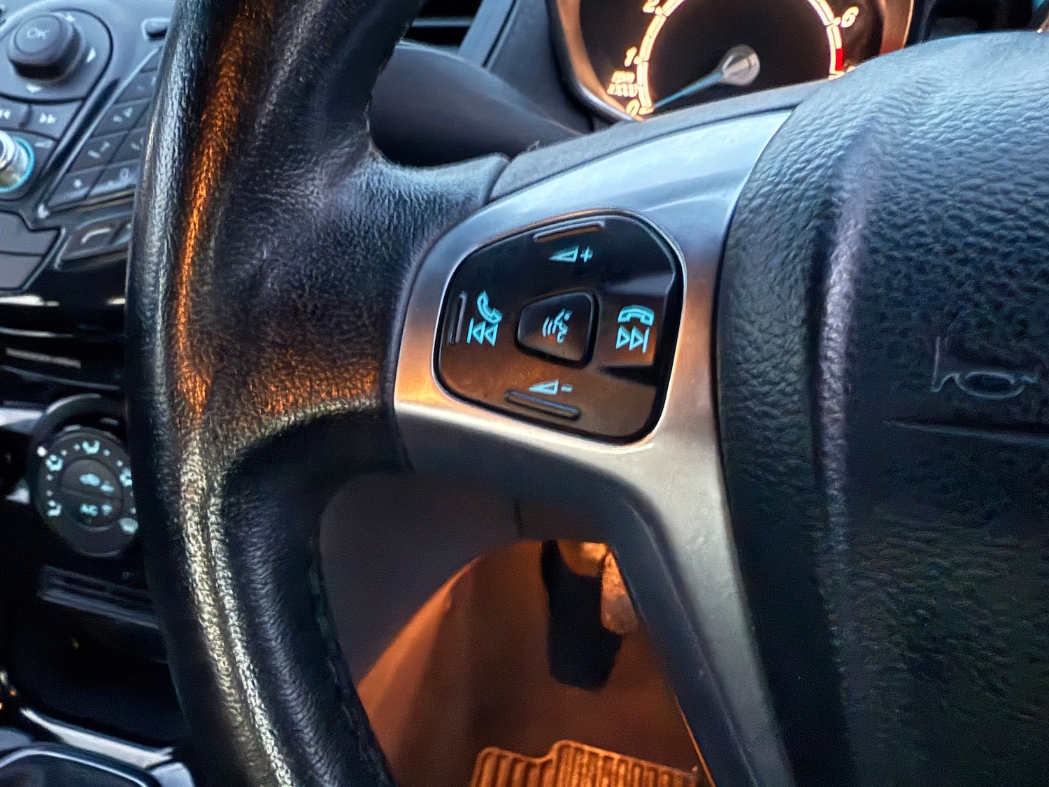 Used Ford Fiesta 2014 for sale - 76436218: Photo 8