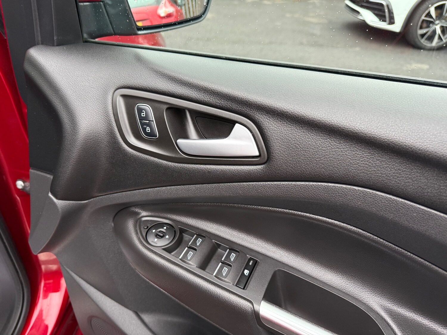 Used Ford Kuga 2017 for sale - 76877881: Photo 16