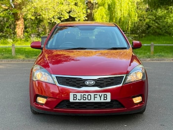 Used Kia Ceed 2010 for sale - 79136924: Photo