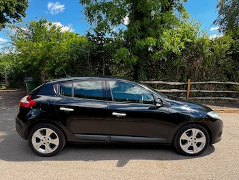 Used Renault Megane 2011 for sale - 79363141: Photo