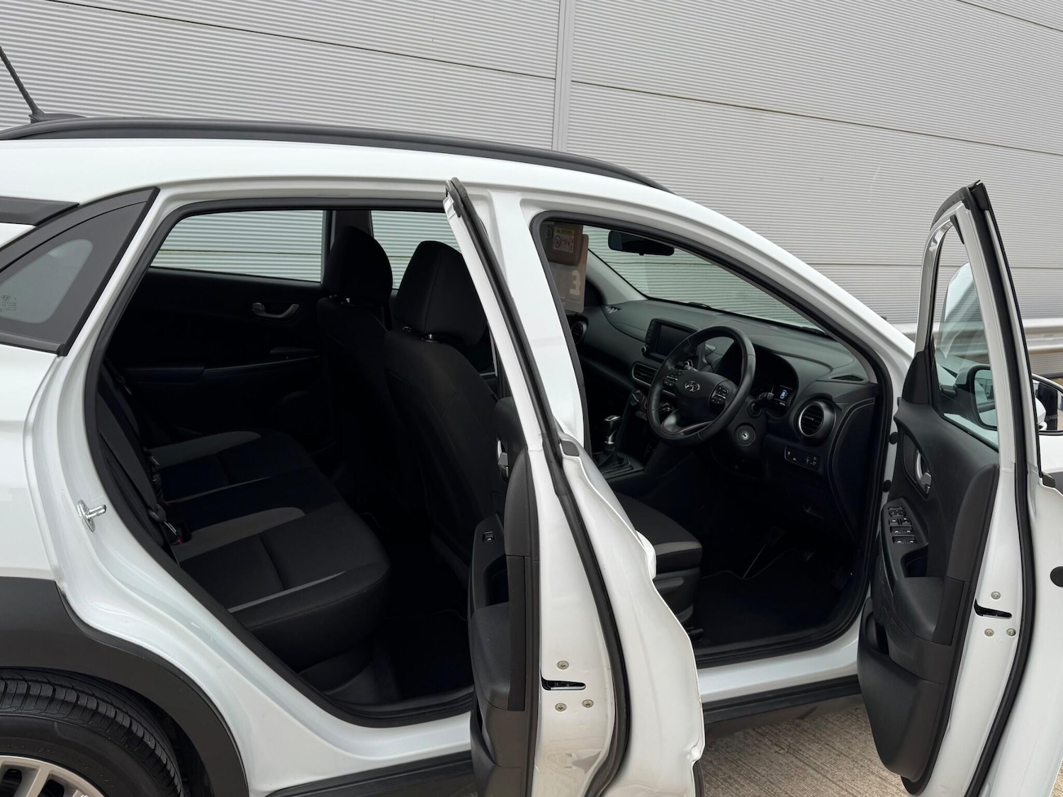 Used Hyundai KONA 2018 for sale - 78092760: Photo 18