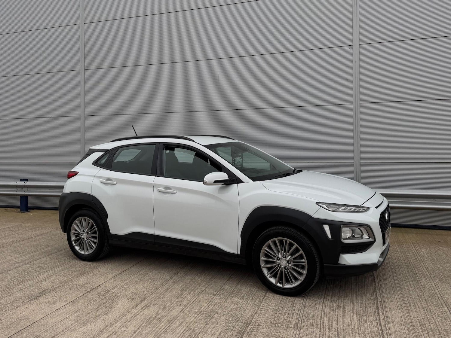 Used Hyundai KONA 2018 for sale - 78092760: Photo 5