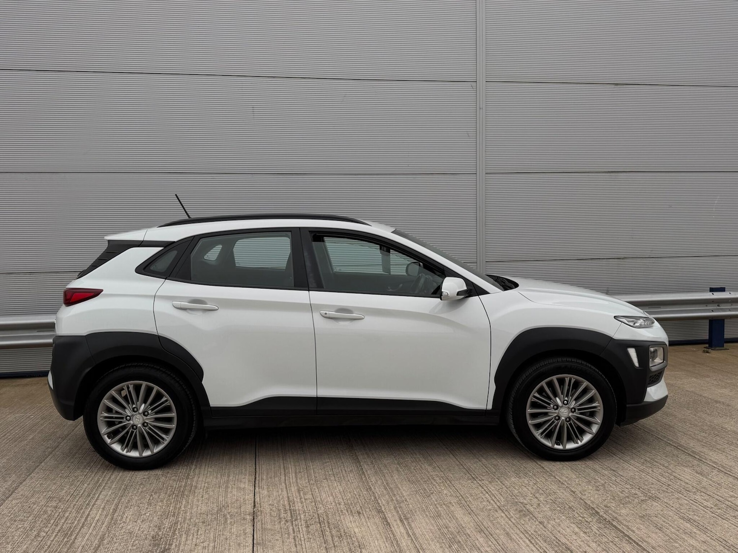 Used Hyundai KONA 2018 for sale - 78092760: Photo 7