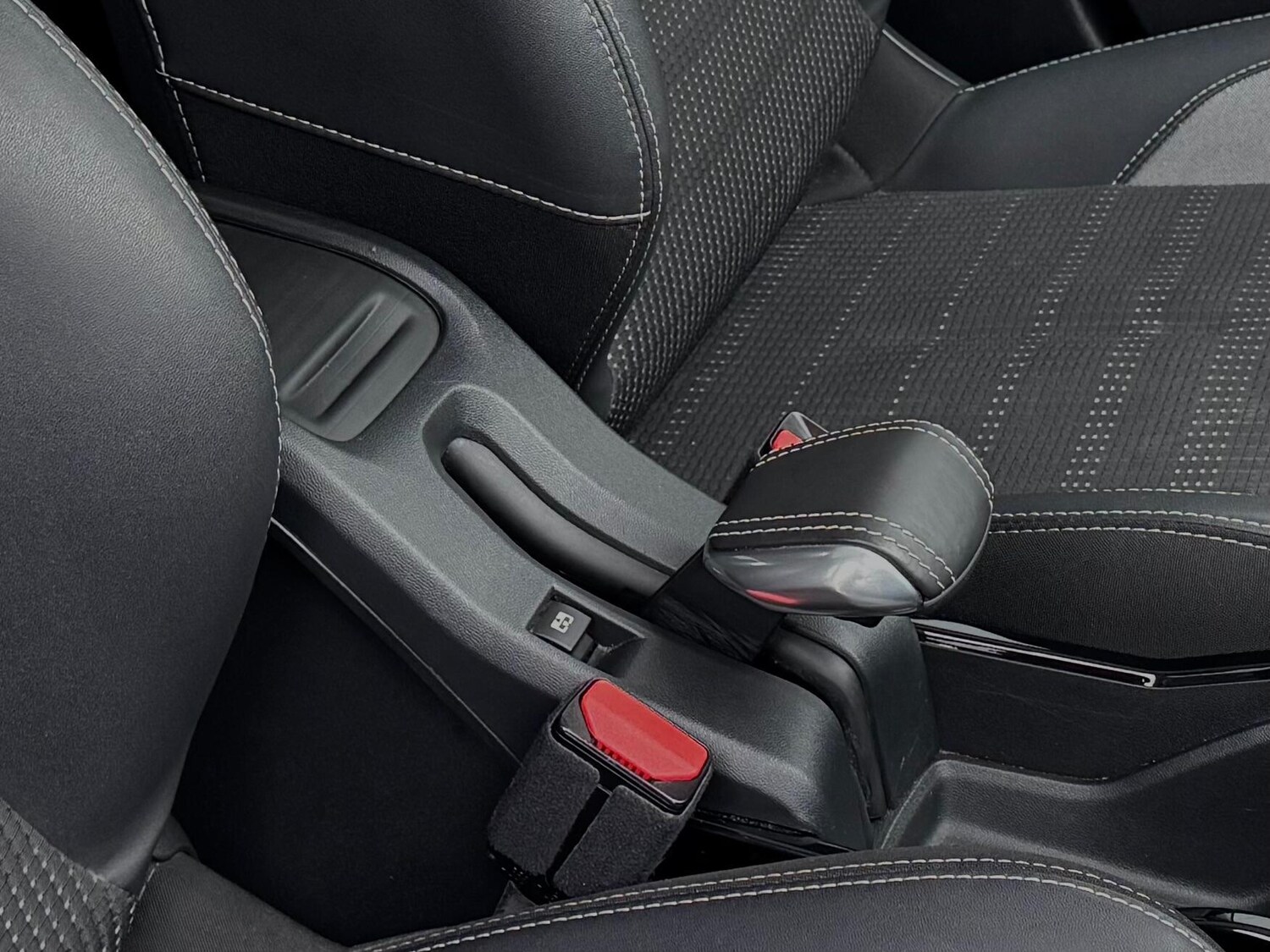 Used Peugeot 2008 for sale - 78092764: Photo 24