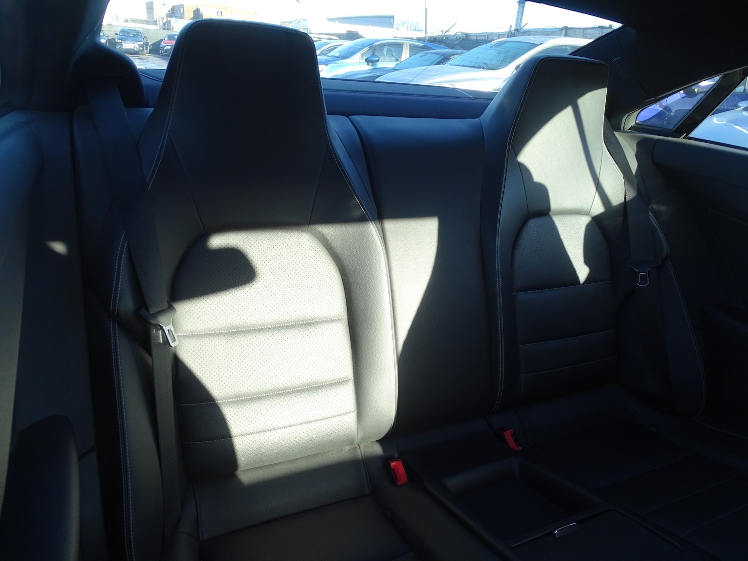 Used Mercedes-Benz E Class 2013 for sale - 76785020: Photo 28