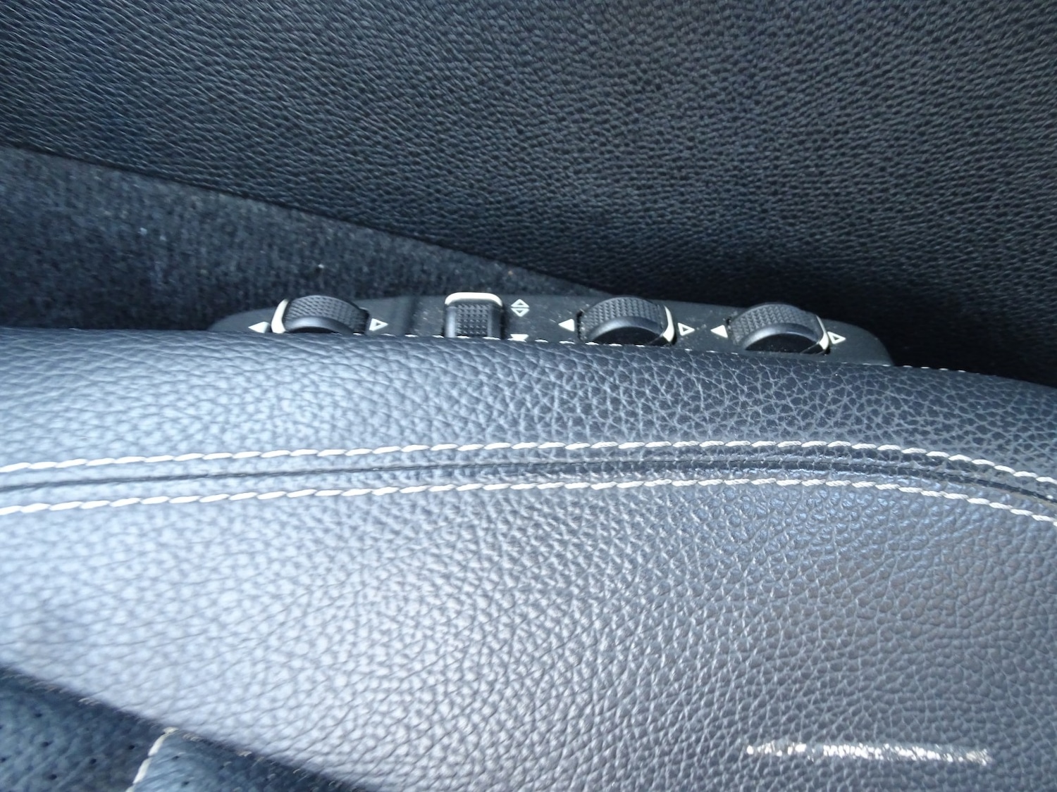 Used Mercedes-Benz E Class 2013 for sale - 76785020: Photo 34