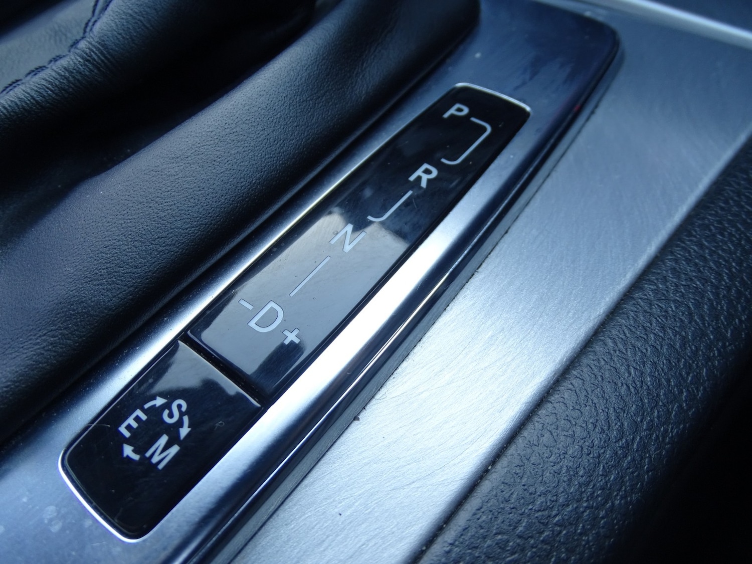 Used Mercedes-Benz E Class 2013 for sale - 76785020: Photo 42