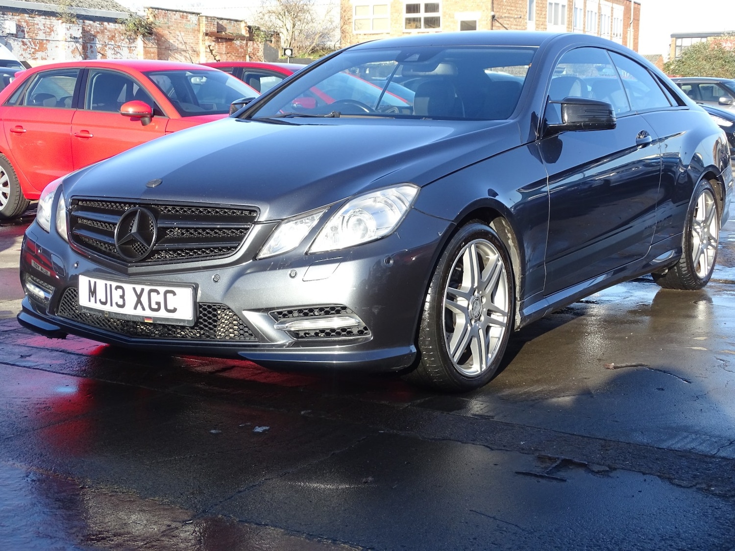 Used Mercedes-Benz E Class 2013 for sale - 76785020: Photo 8