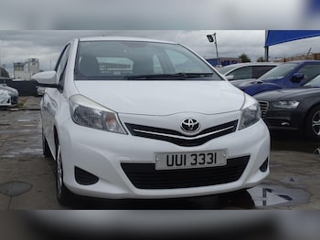 Used Toyota Yaris 2013 for sale - 75994542: Photo