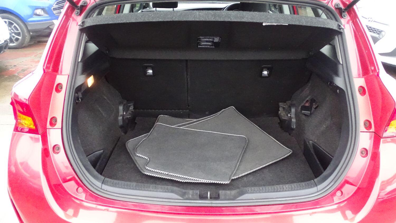 Used Toyota Auris 2012 for sale - 76794677: Photo 19