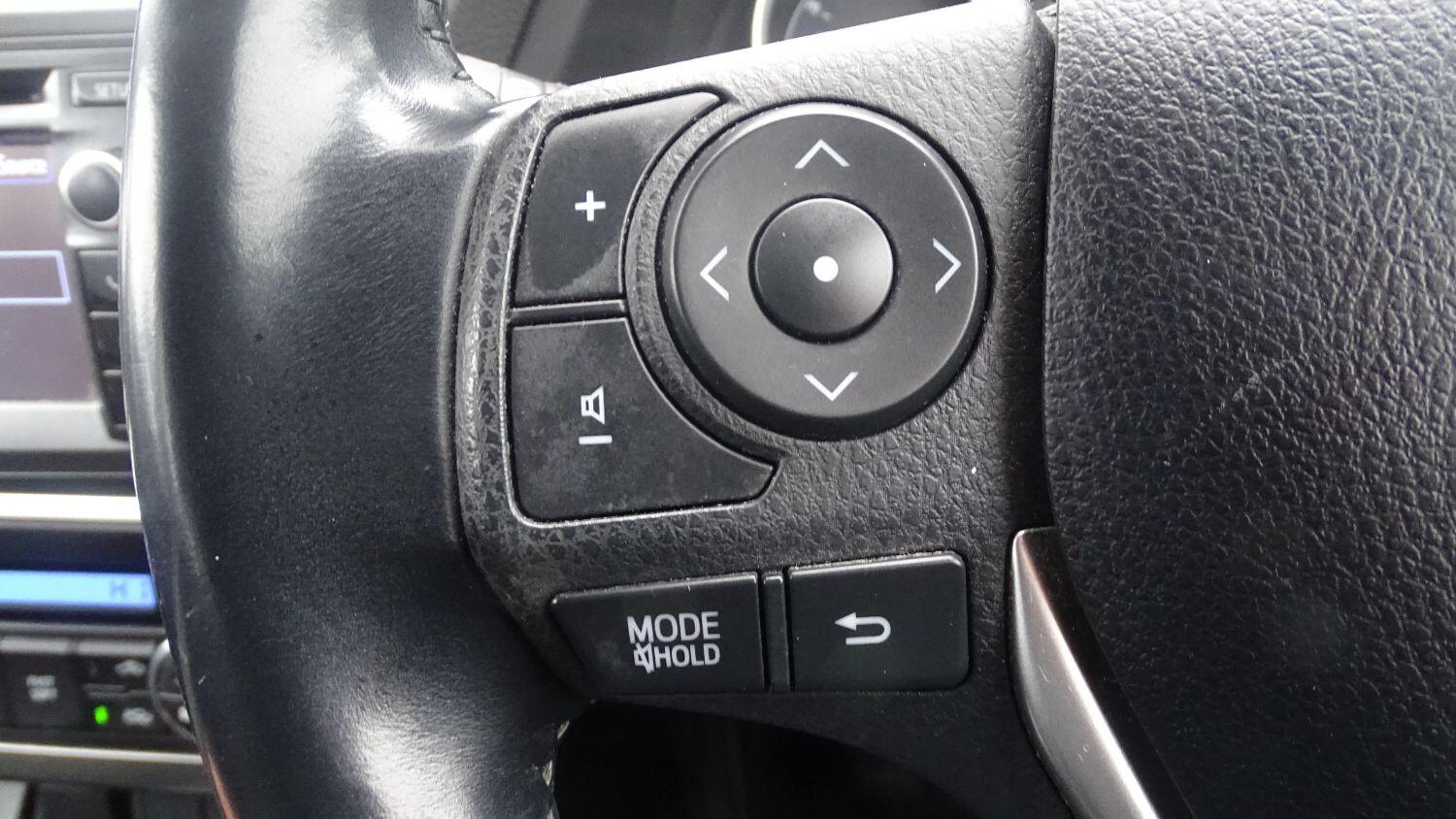 Used Toyota Auris 2012 for sale - 76794677: Photo 37