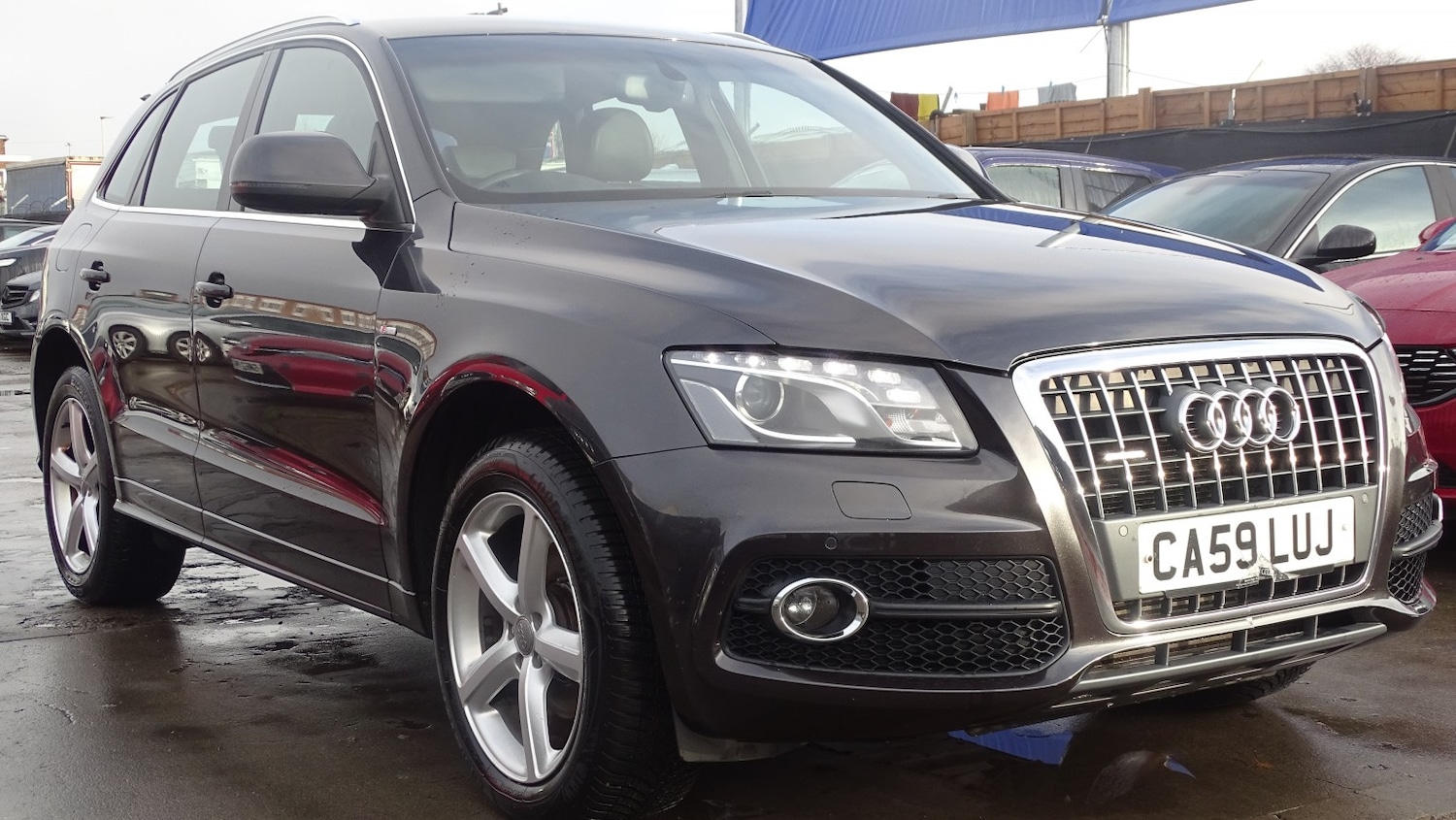 Used Audi Q5 2010 for sale - 76935308: Photo 2